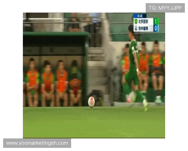 国安两年连遭球员误伤主帅 苏亚雷斯与塞蒂恩遭遇同样困境