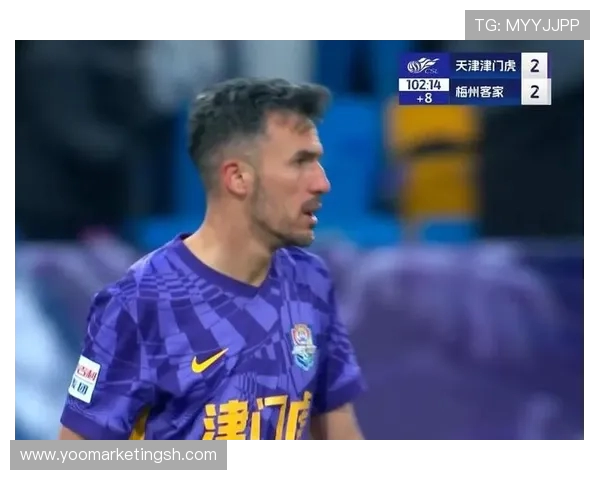 海港与津门虎激战上半场 加布里埃尔点球破门 基莱斯扳平比分